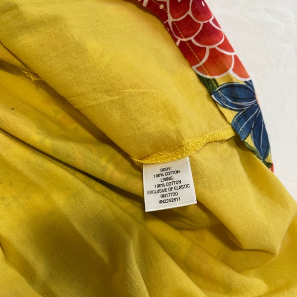 Short Flower Print Lined Dress - Picture 5 of 5